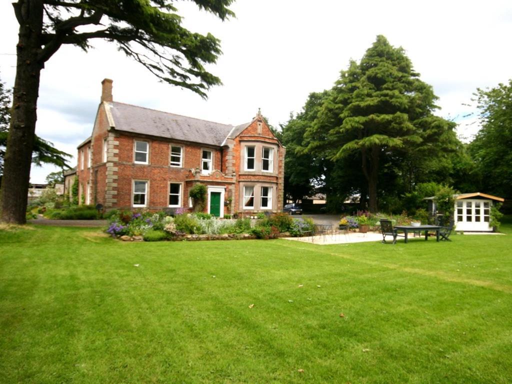 Broomhouse Farmhouse Cheswick  Bagian luar foto